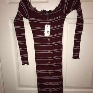 burgundy, black & white off shoulder dress 🥀